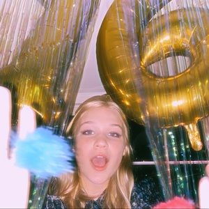 Meet your Posher, Laine